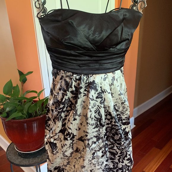 Ruby Rax Strapless Mini Dress - Picture 2 of 6